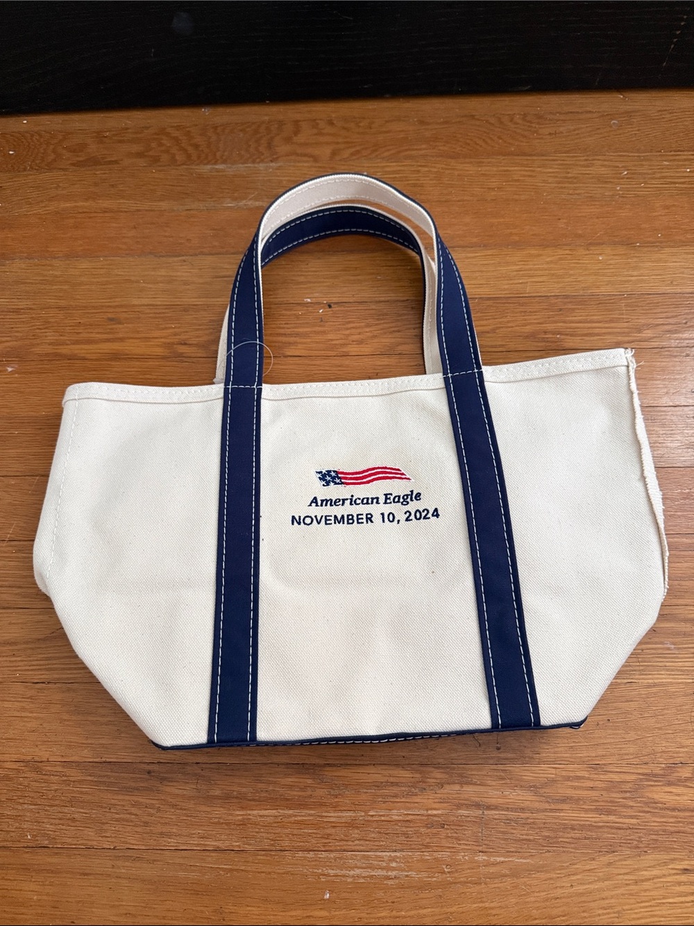 LL Bean Boat and Tote Blue Canvas Zipper Closure